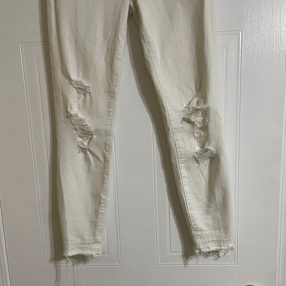 J Brand Low Rise Cropped White Distressed Skinny Jeans - Picture 3 of 10
